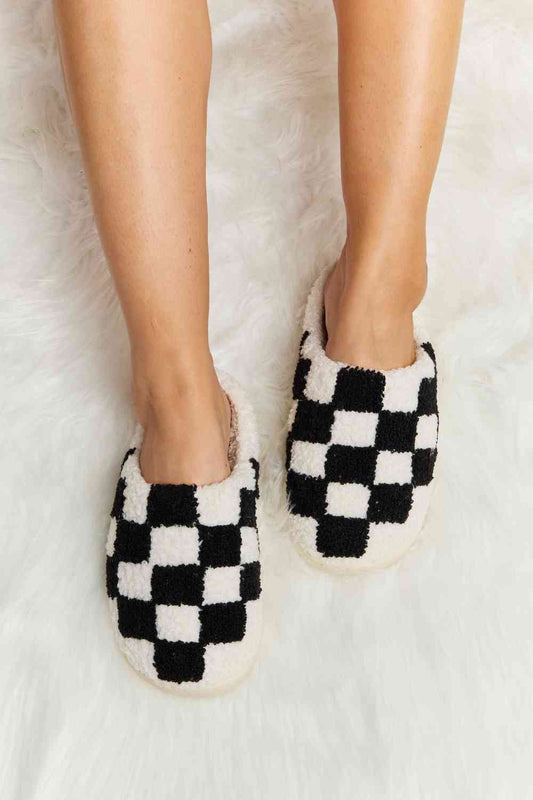 Checkered Slide Slippers